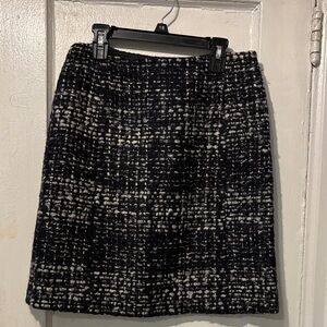 Elegant Tweed Mini Skirt
